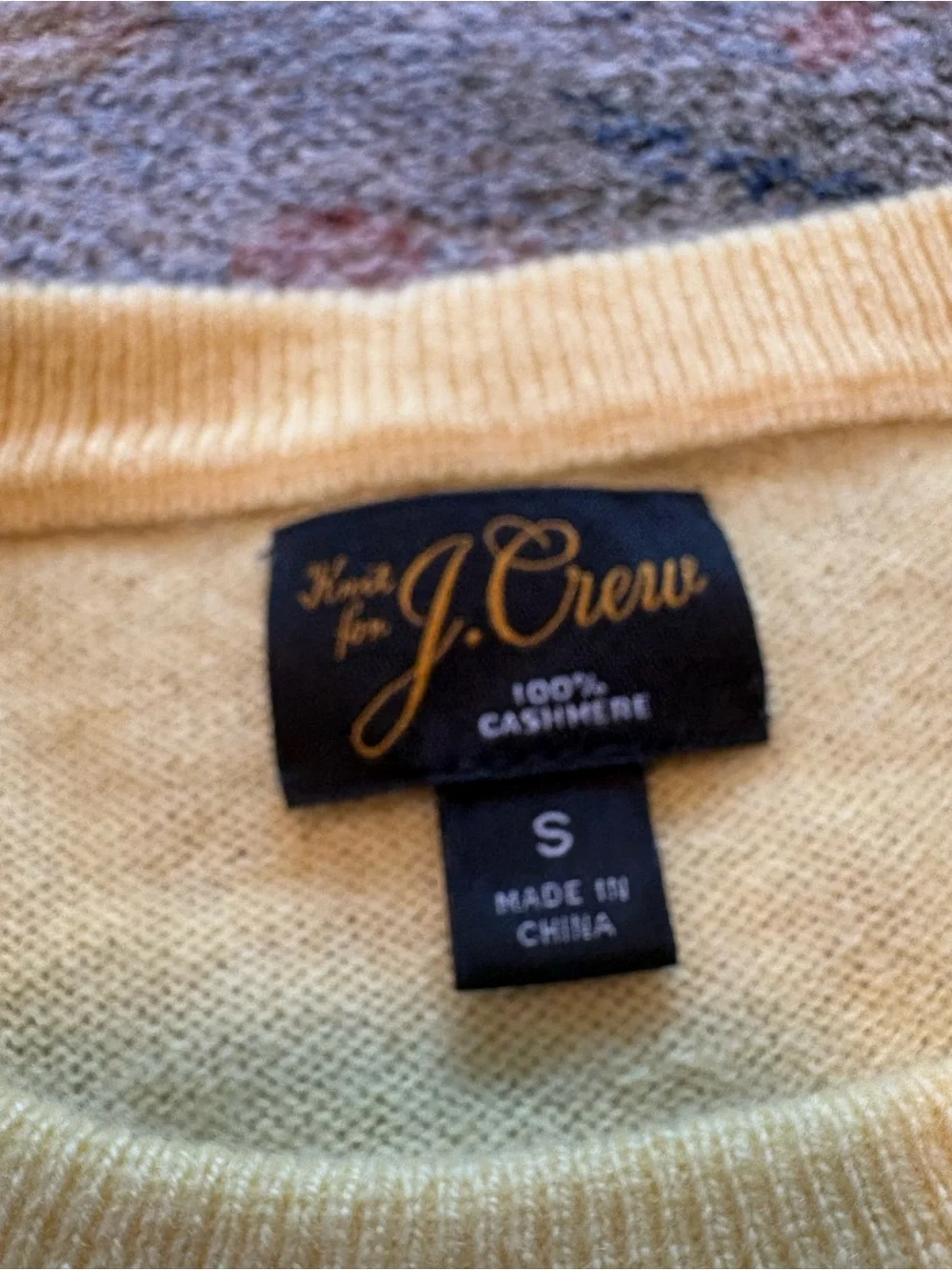 J Crew Men’s Cashmere Crewneck Sweater Size Small Yellow FLAW